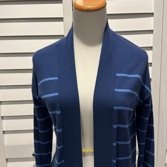 Banana Republic Open Cardigan, super soft and comfortable. - Picture 2 of 6